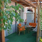 Apartament Mara *