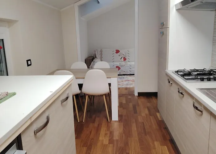 Mara 多莫多索拉